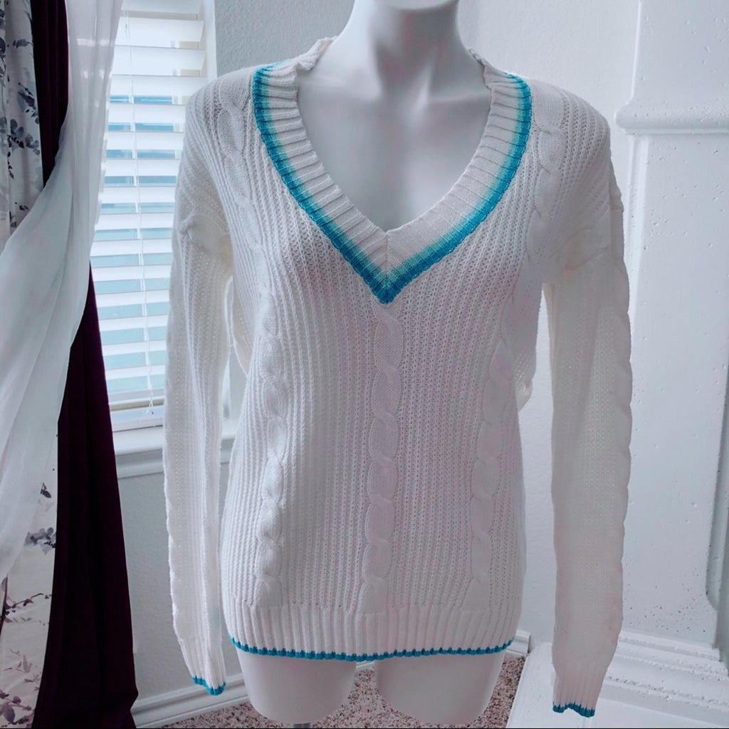 Prince & Fox Knit V-Neck Cable Knit Sweater White w/Blue Trim, Size S New w/Tag