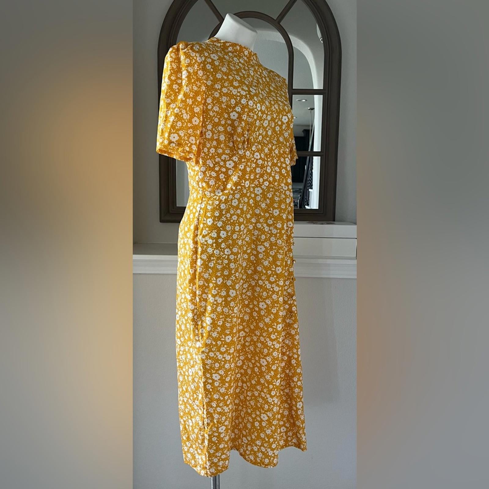 New ASOS Midi Tea Dress with Buttons, Mustard based Floral, Size US12, EU44