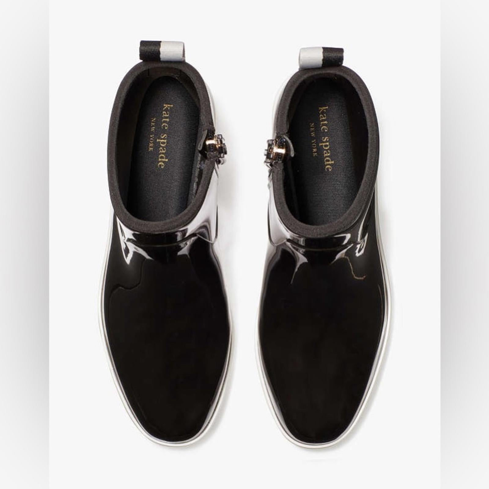 Kate Spade Puddle Rain Booties in Black/Parchment, Size 6 New in Box
