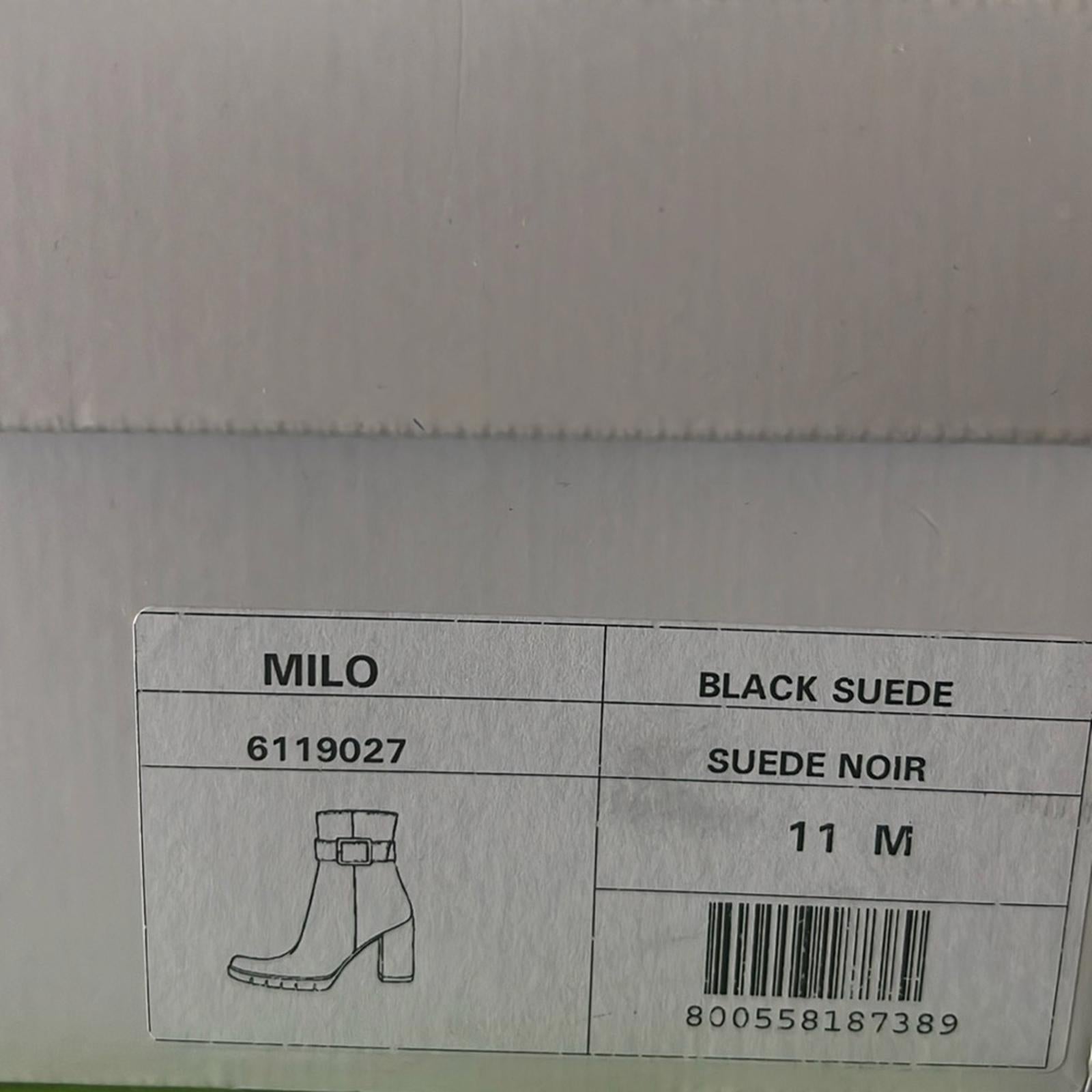 La Canadienne Buckle Accent Milo Block Heel Suede Boots, Size 11 New in Box $565