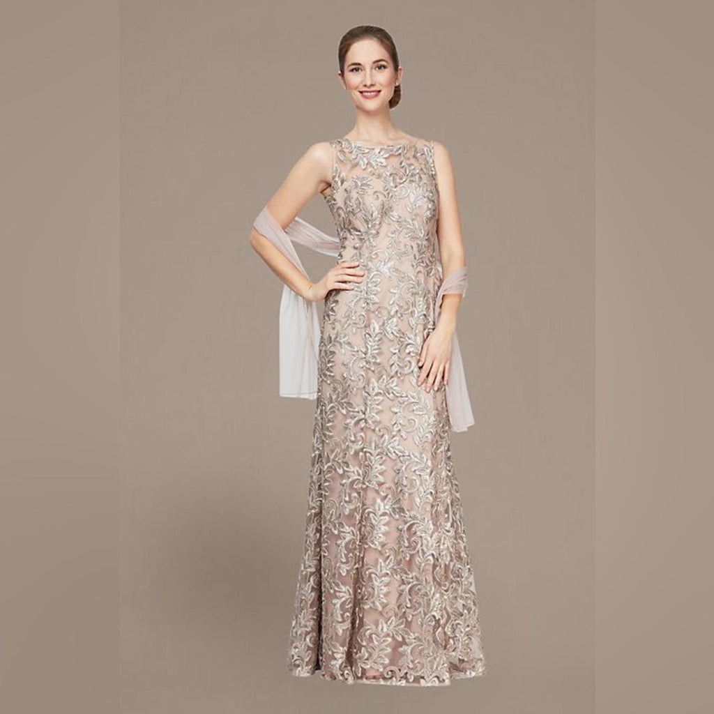 NWT Alex Evening Embroidered Gown w/Sweetheart Illusion Neckline Gown Retail$259