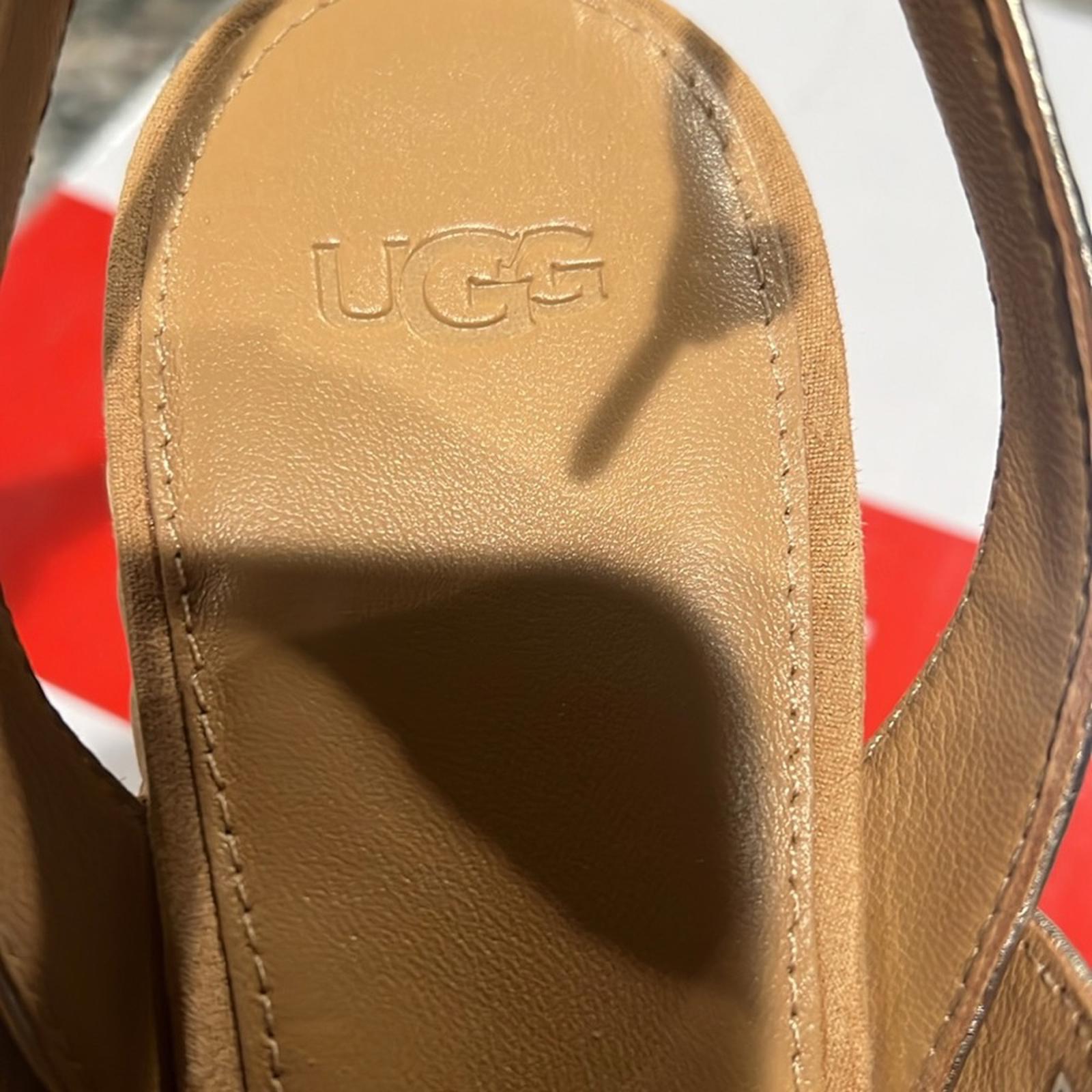 UGG Careena Platform Wedge Espadrille Sandals, Size 10 New in Box