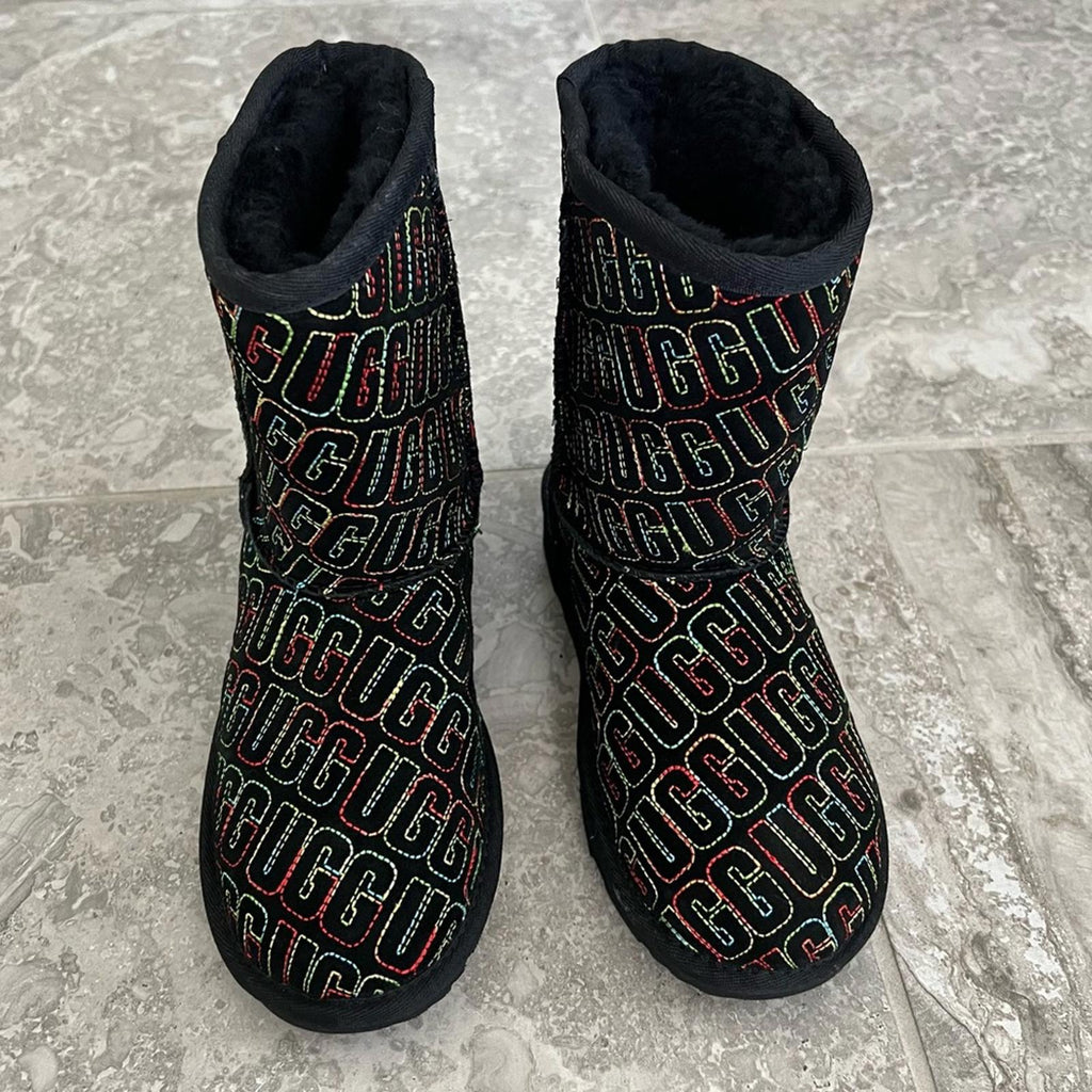 UGG Kid’s Classic II Graphic Stitch Wool-Lined Boots, Toddler Size 2, NEW