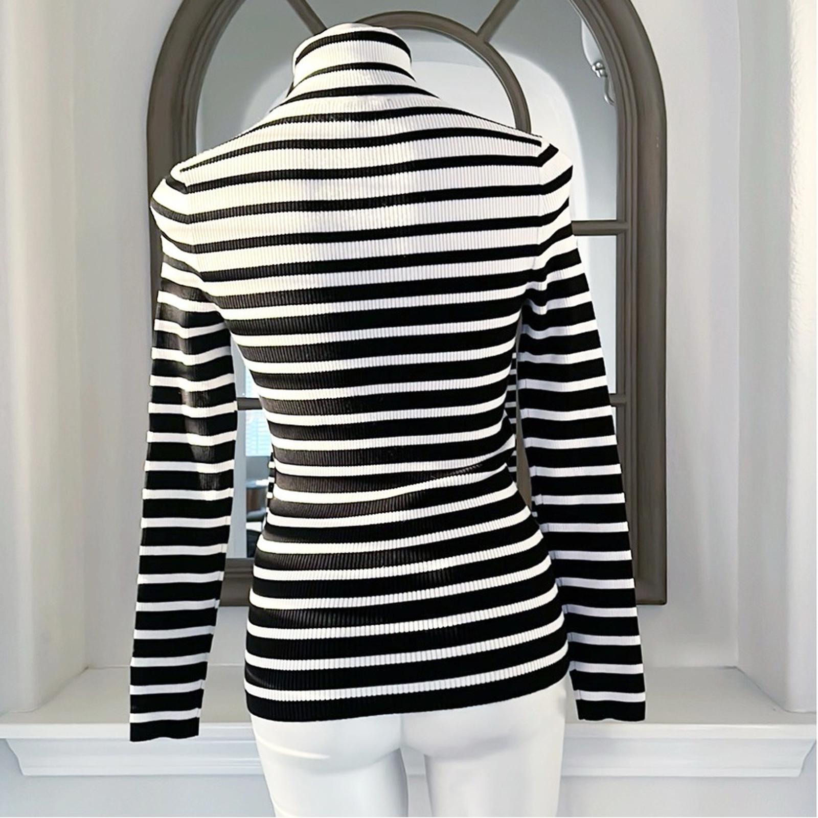 WHBM Long-Sleeve Ribbed Striped Turtleneck in Black & White Size S EXCELLENT!