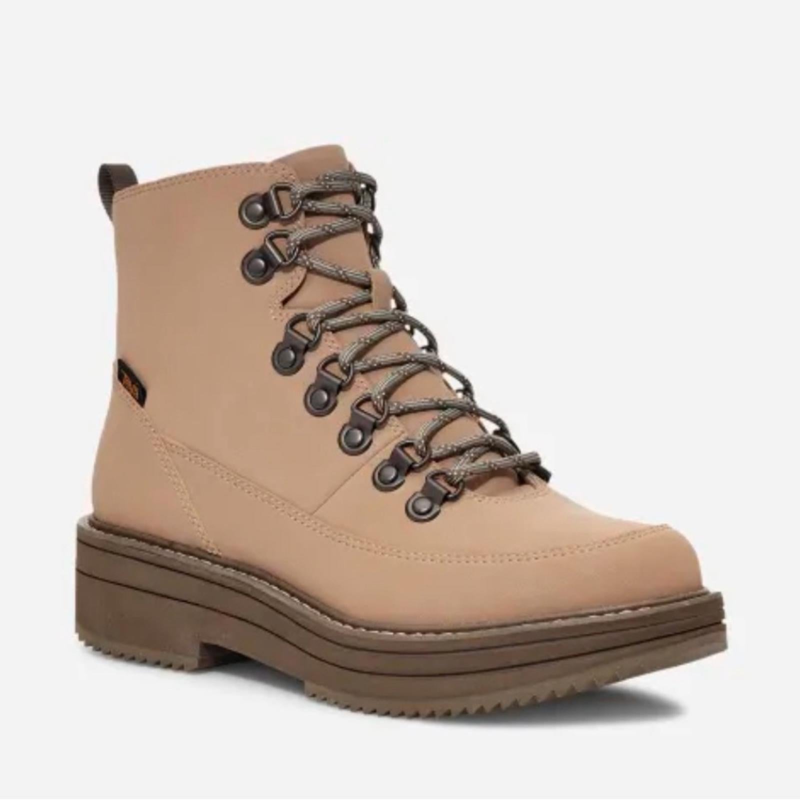 NEW Teva Midform Boots in Sand Dune, Size 11 New w/o Box