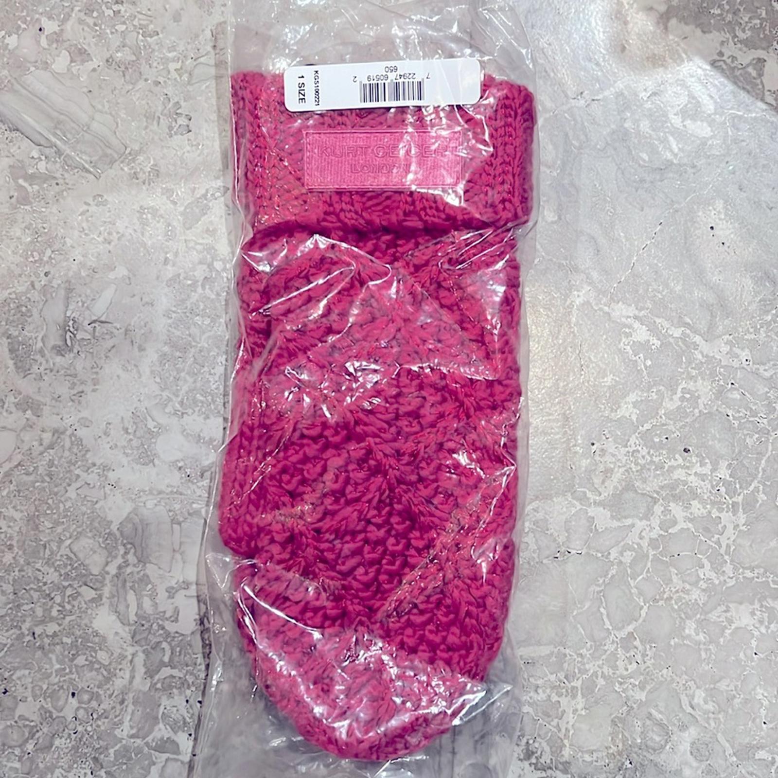 Kurt Geiger Metallic Cable Knit Mittens Pink , One Size, New with Tag