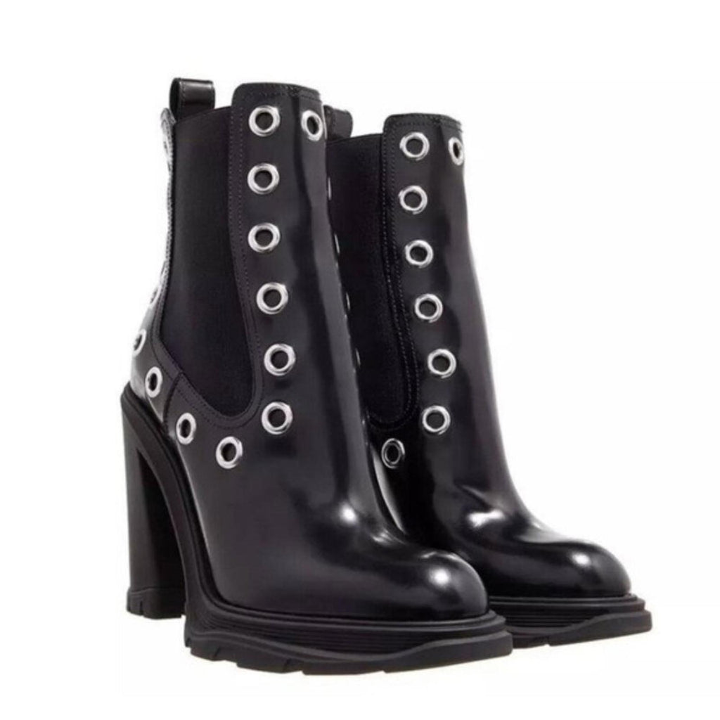 Alexander McQueen Tread Grommet Embellished Boots Black Size 35.5 NEW $1290