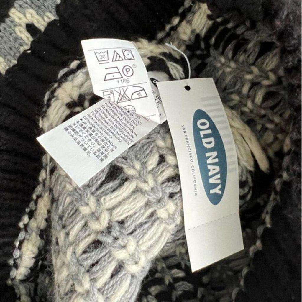 NWT Old Navy Neck Warmer in Knit Black Cream Grey, One Size, New w/Tag