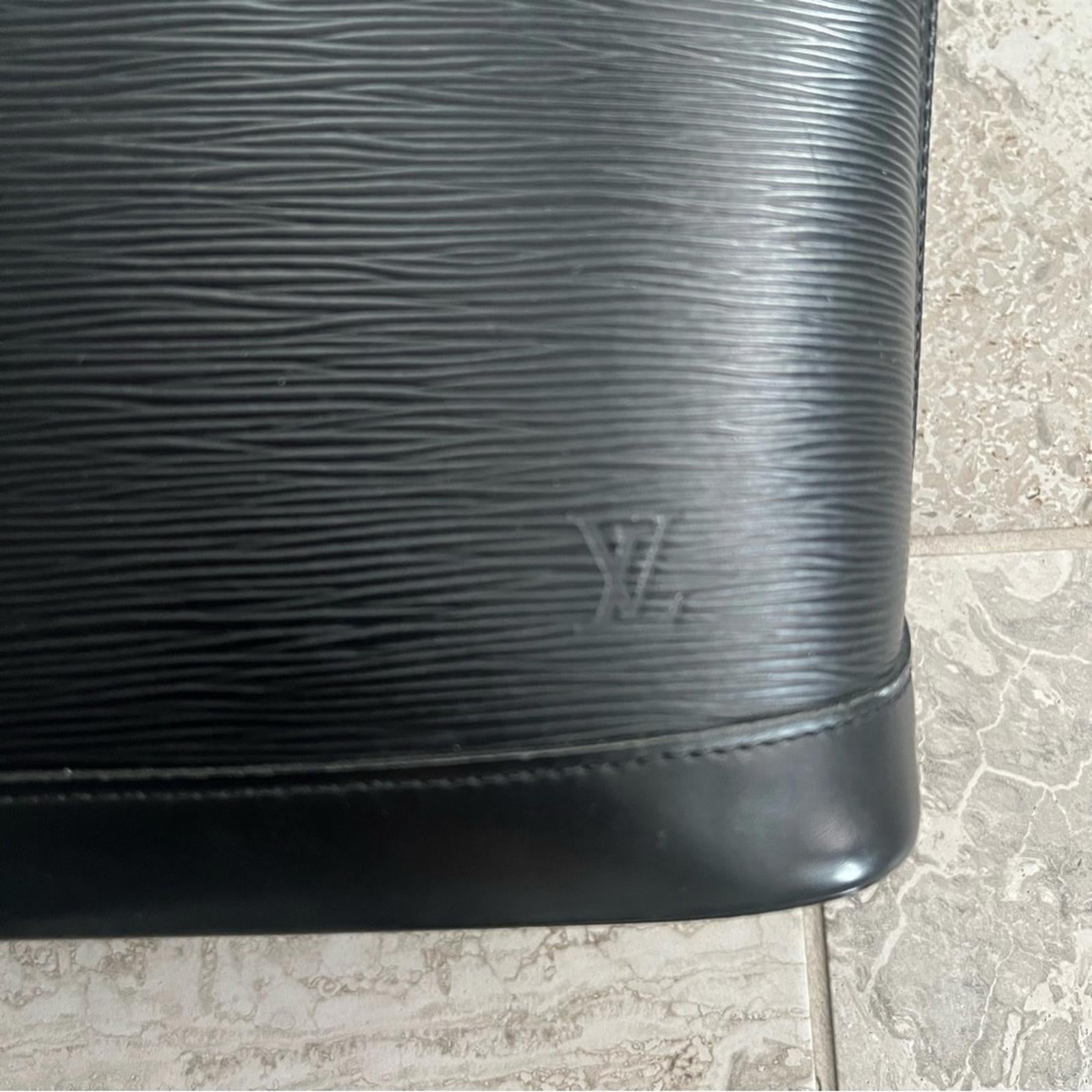 Louis Vuitton Alma PM Epi Leather Top Handle Bag Black Retail $1,394.99
