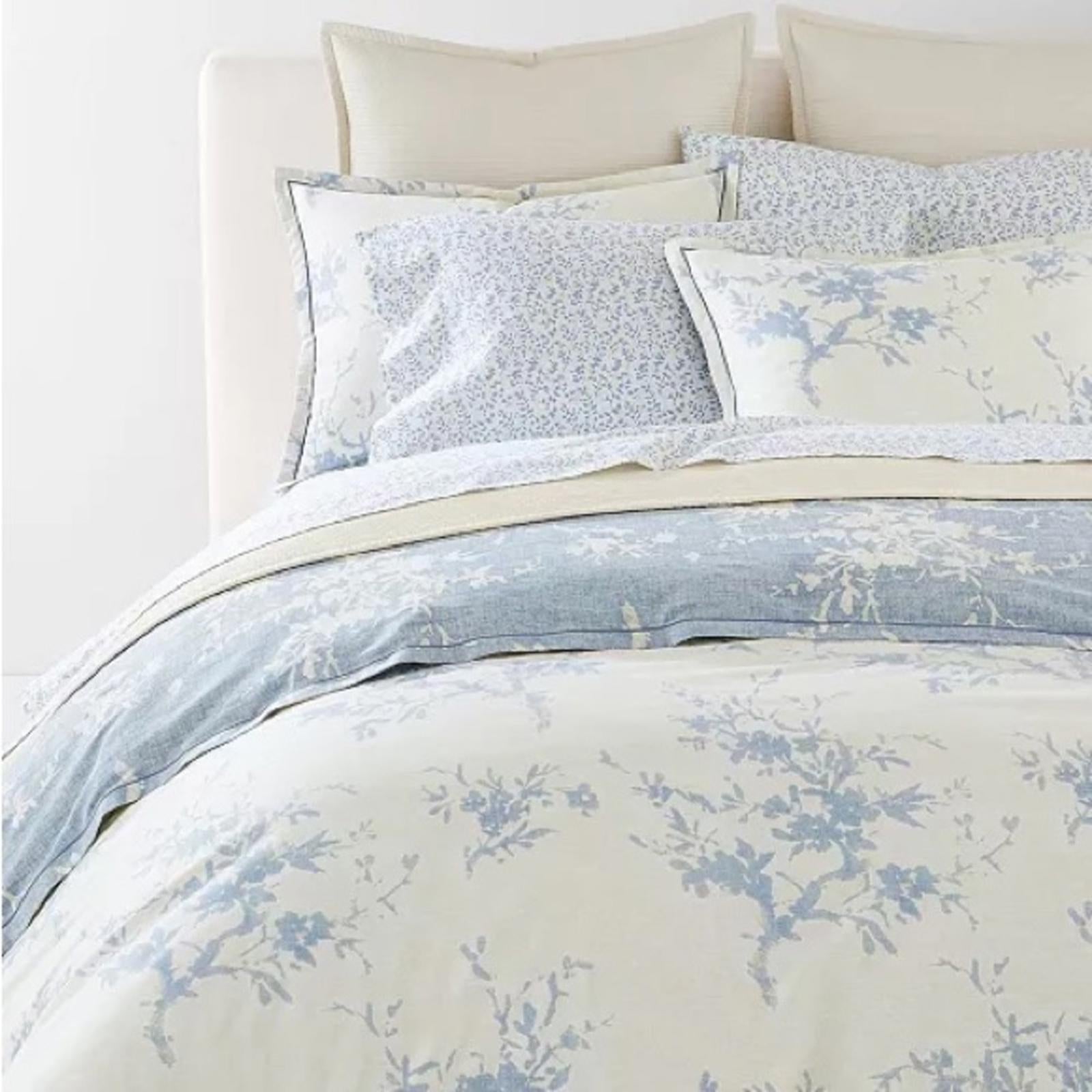 Lauren Ralph Lauren Eva Comforter in Cream Blue, Full/Queen, Open Box - NEW