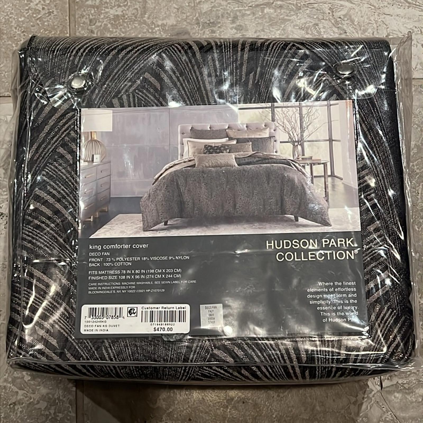 Hudson Park Collection Deco Fan King Duvet Cover, Black Grey New in Box $470