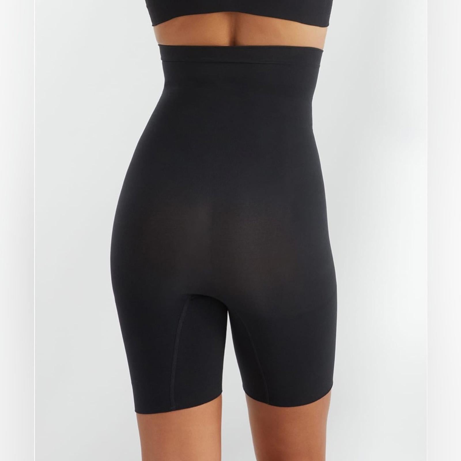 Spanx Power Series Medium Control Higher Power Short in Black, Size M EXCELLENT!