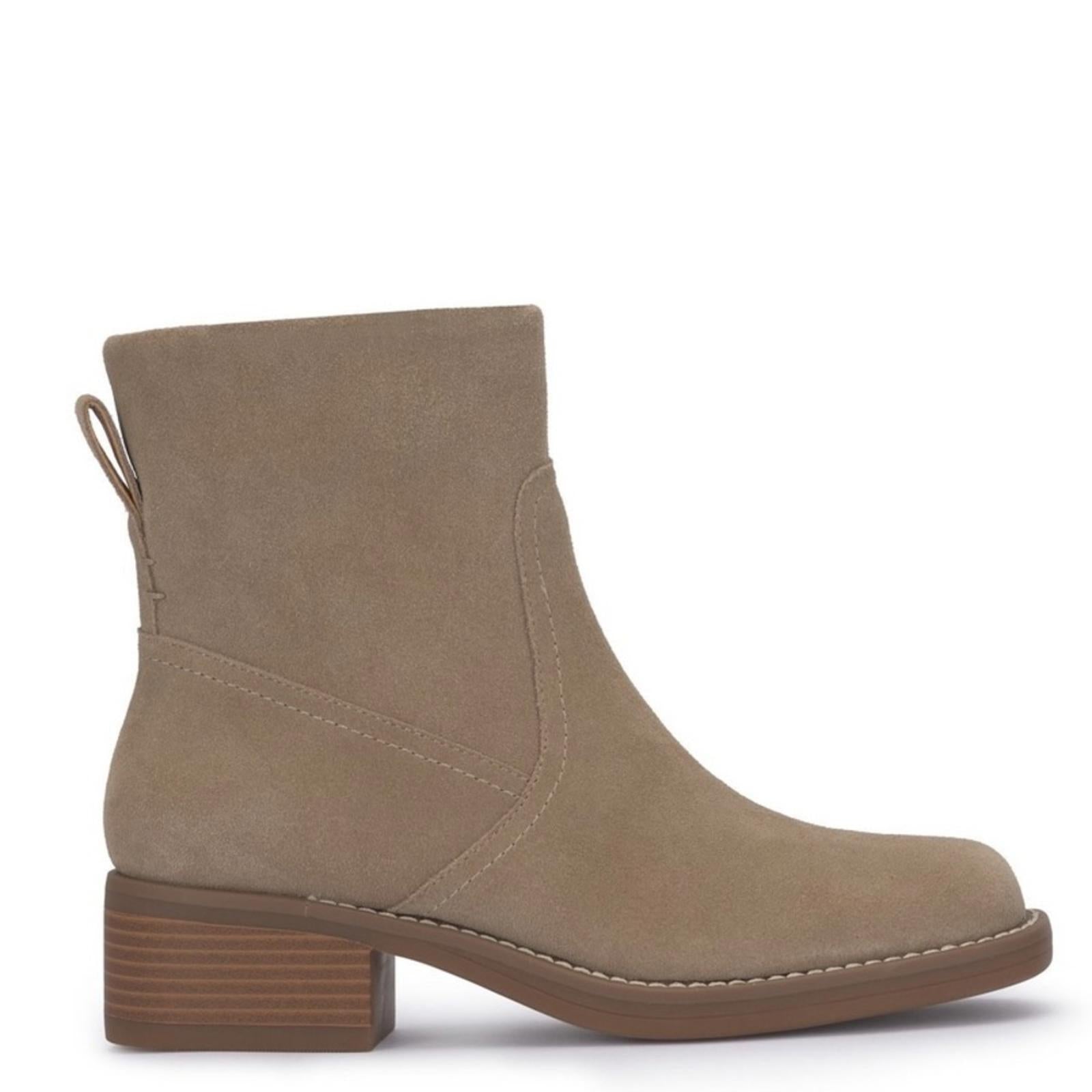 Lucky Brand Kazey Leather Stacked Heel Ankle Boots, NWT, Size 6.5