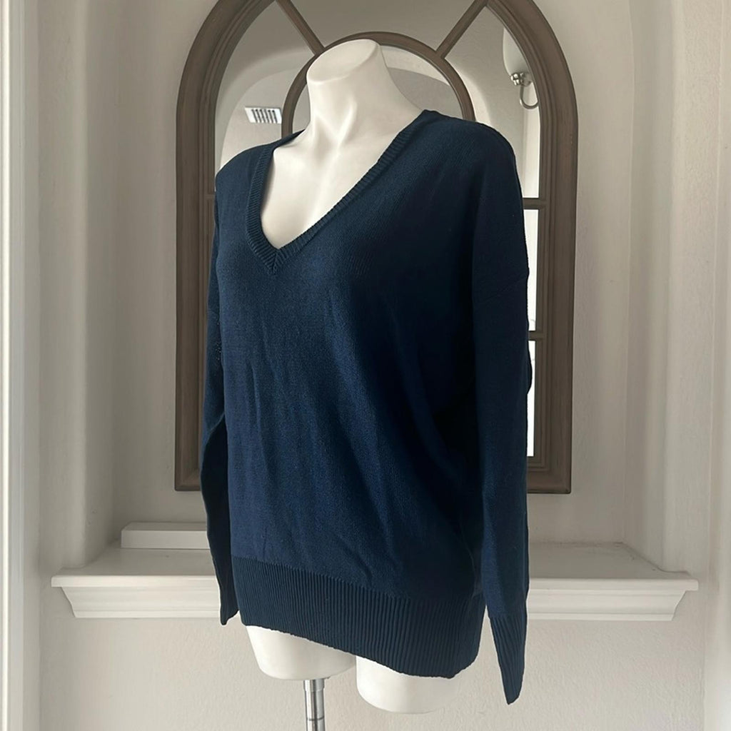 NEW Joe Fresh V-Neck Sweater in Navy, Size M New w/o Tag