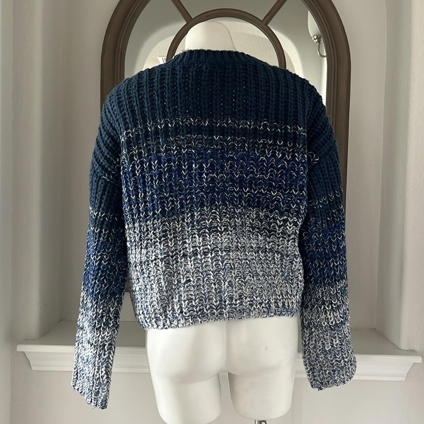 525 Ombré Sweater in Dark Blue Multi, NEW, Size M