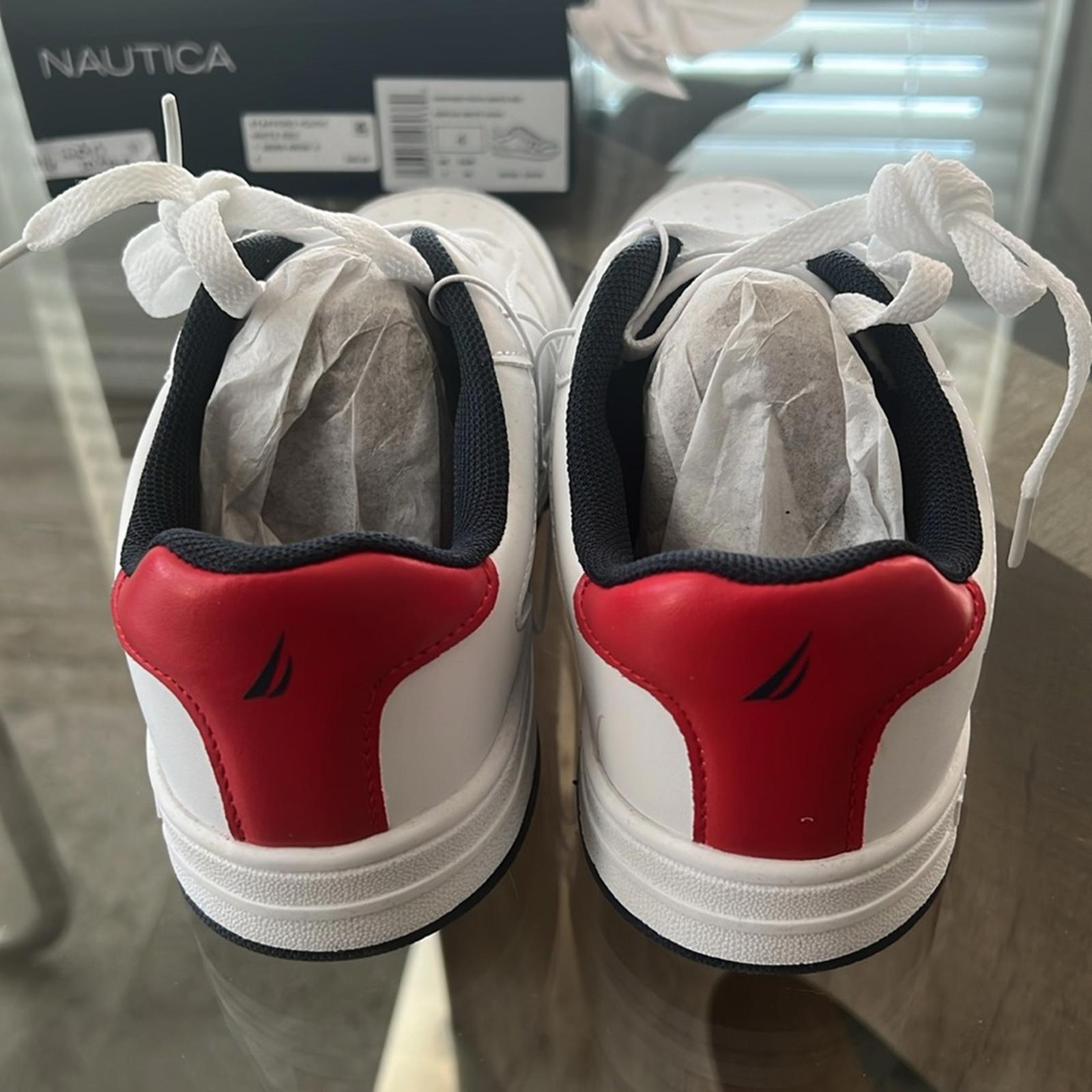 Nautica Big Boys Court Sneakers, Stafford Youth, White/Red, Size 4 New in Box