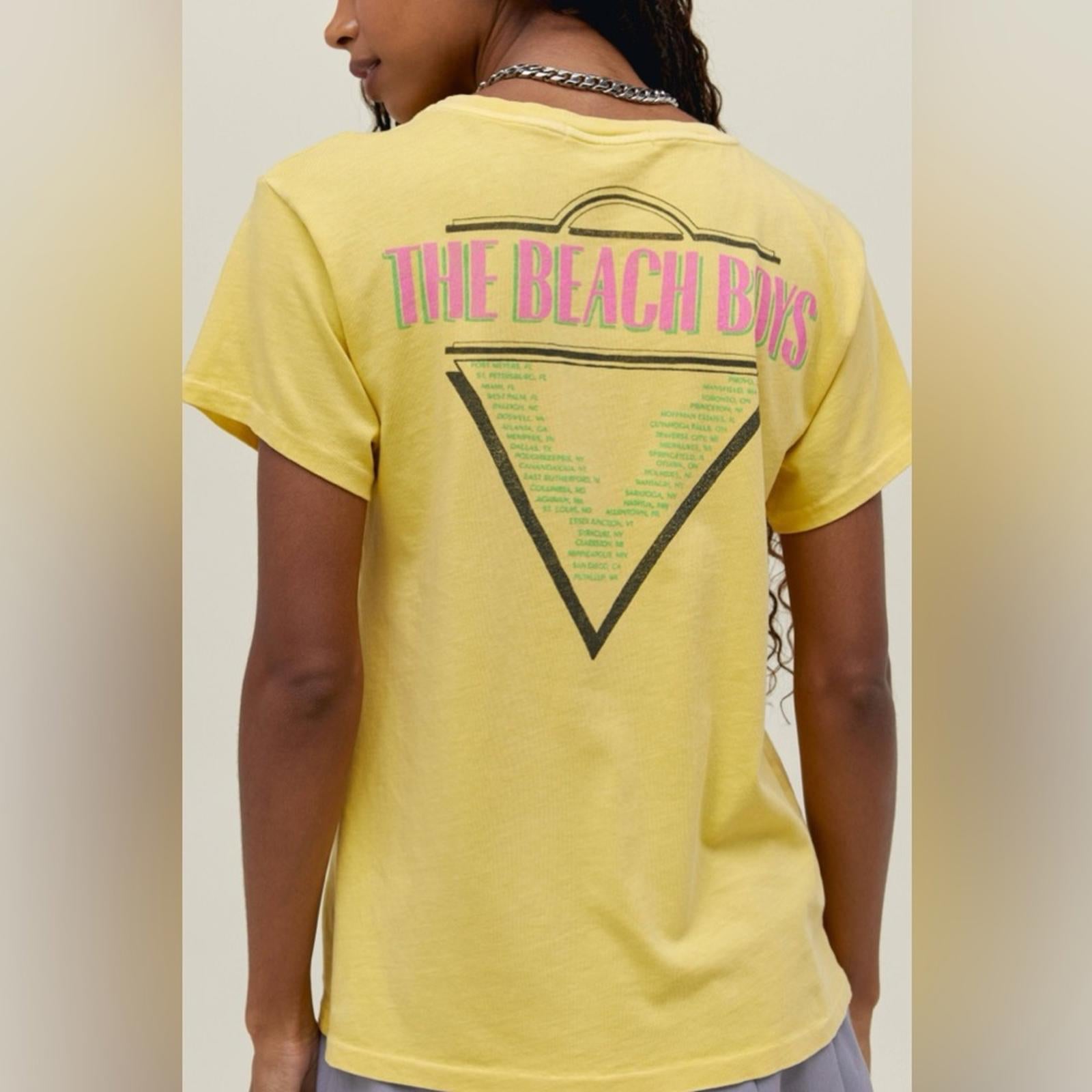 DAYDREAMER The Beach Boys 30th Anniversary Tour Tee in Yellow Bloom Size XS NWT