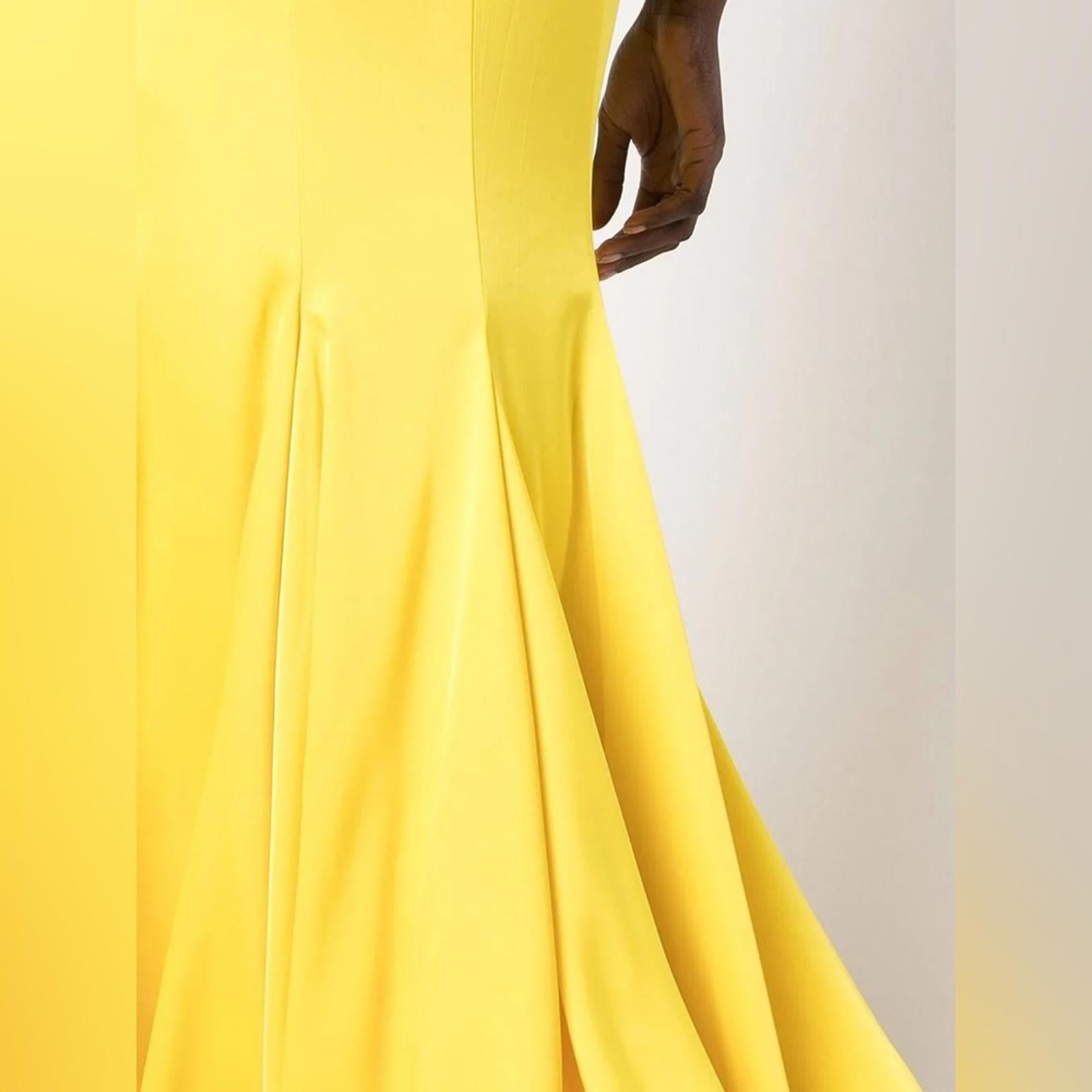 Aidan Mattox V-Neck Mermaid Gown, Evening Dress in Lemon Size 10 NWT $295