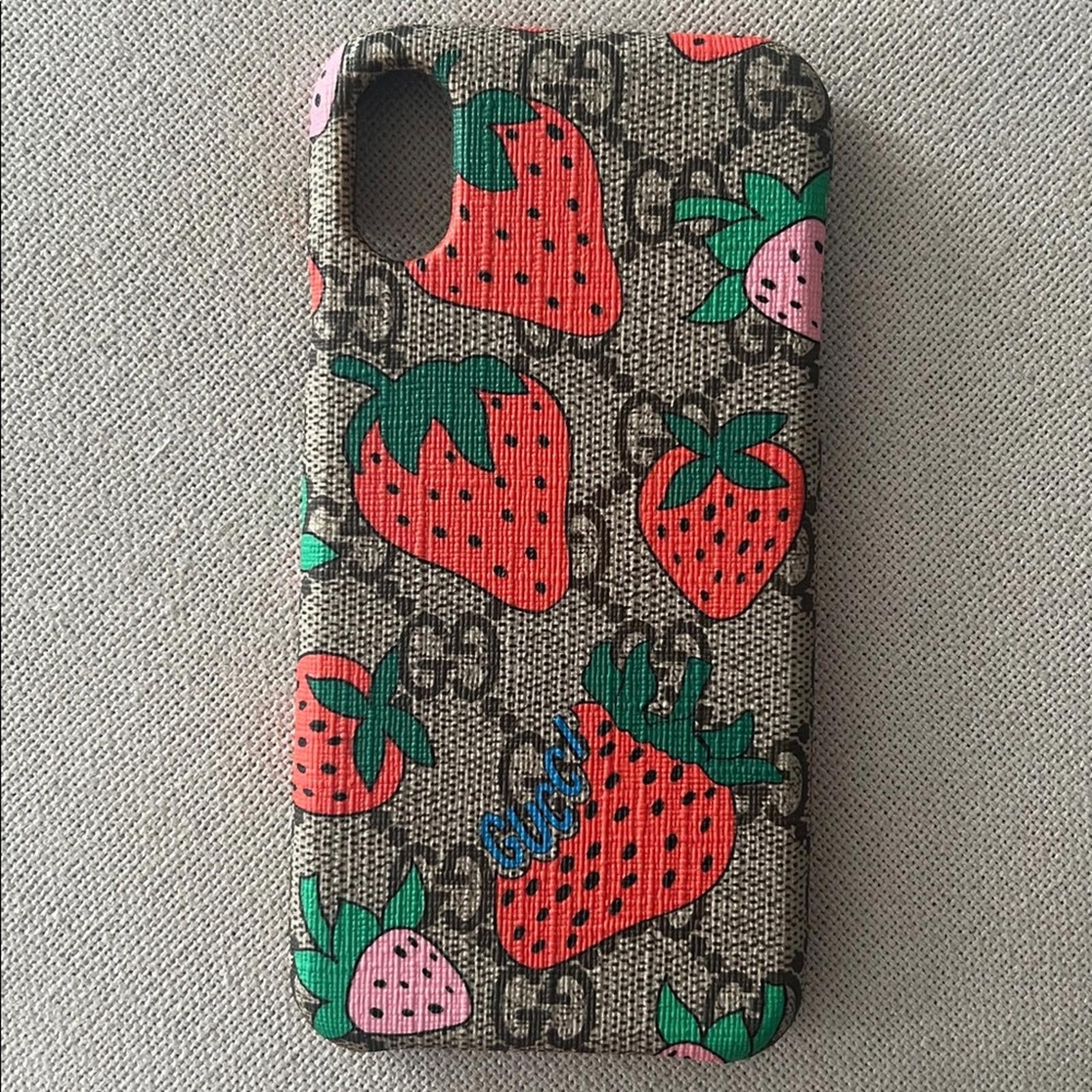 Gucci GG Supreme IPhone Case, Strawberry, New in Box, Retail $275