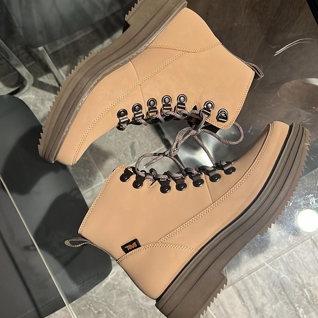 NEW Teva Midform Boots in Sand Dune, Size 11 New w/o Box