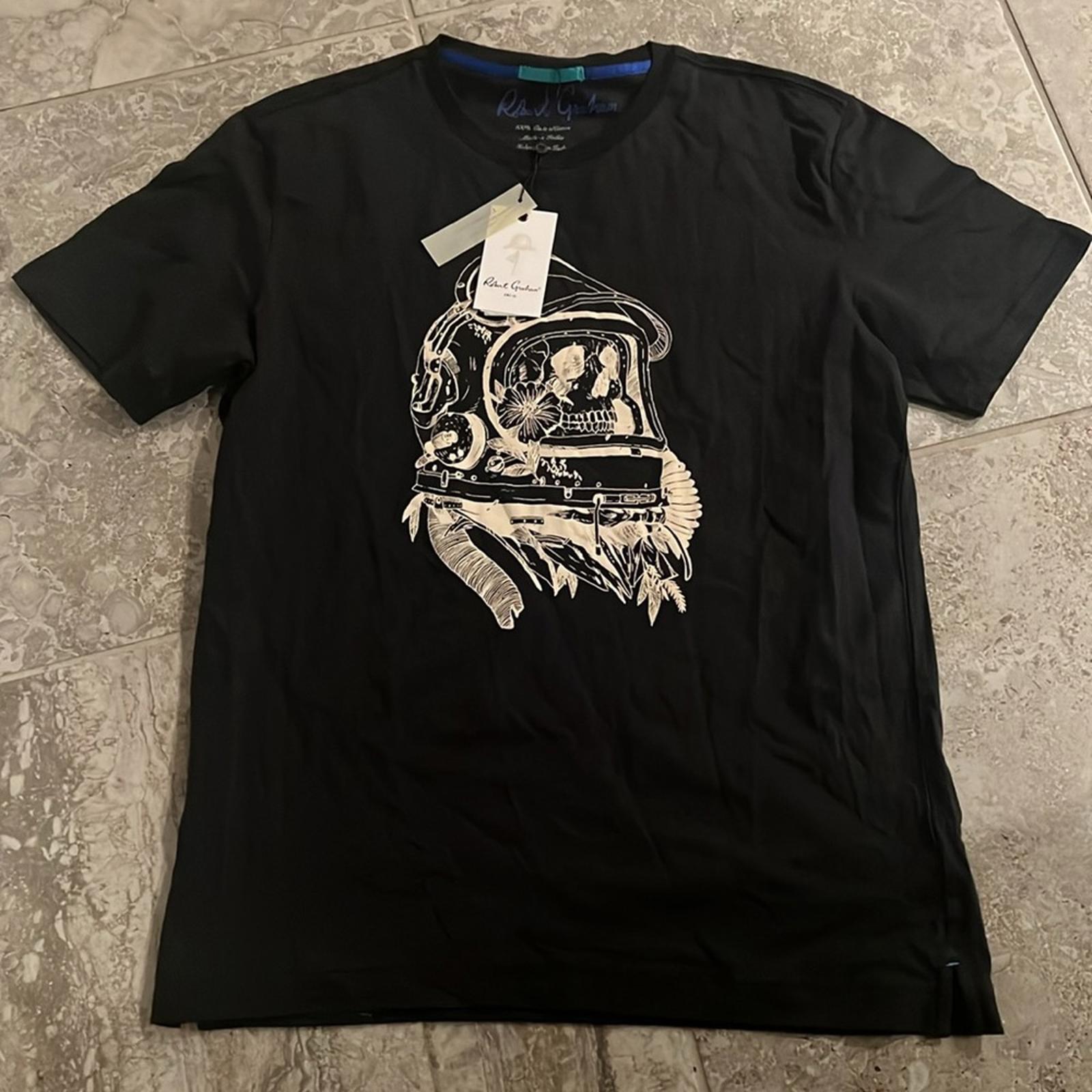 NWT Robert Graham Submarine Skull SS Graphic Shirt, Black Size M New w/Tag $98