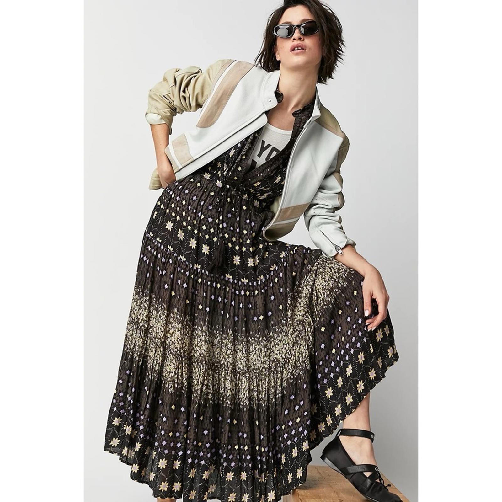 Free People Rare Feeling Printed Maxi Dress Brown Size M New w/Tag $148 SOLD OUT