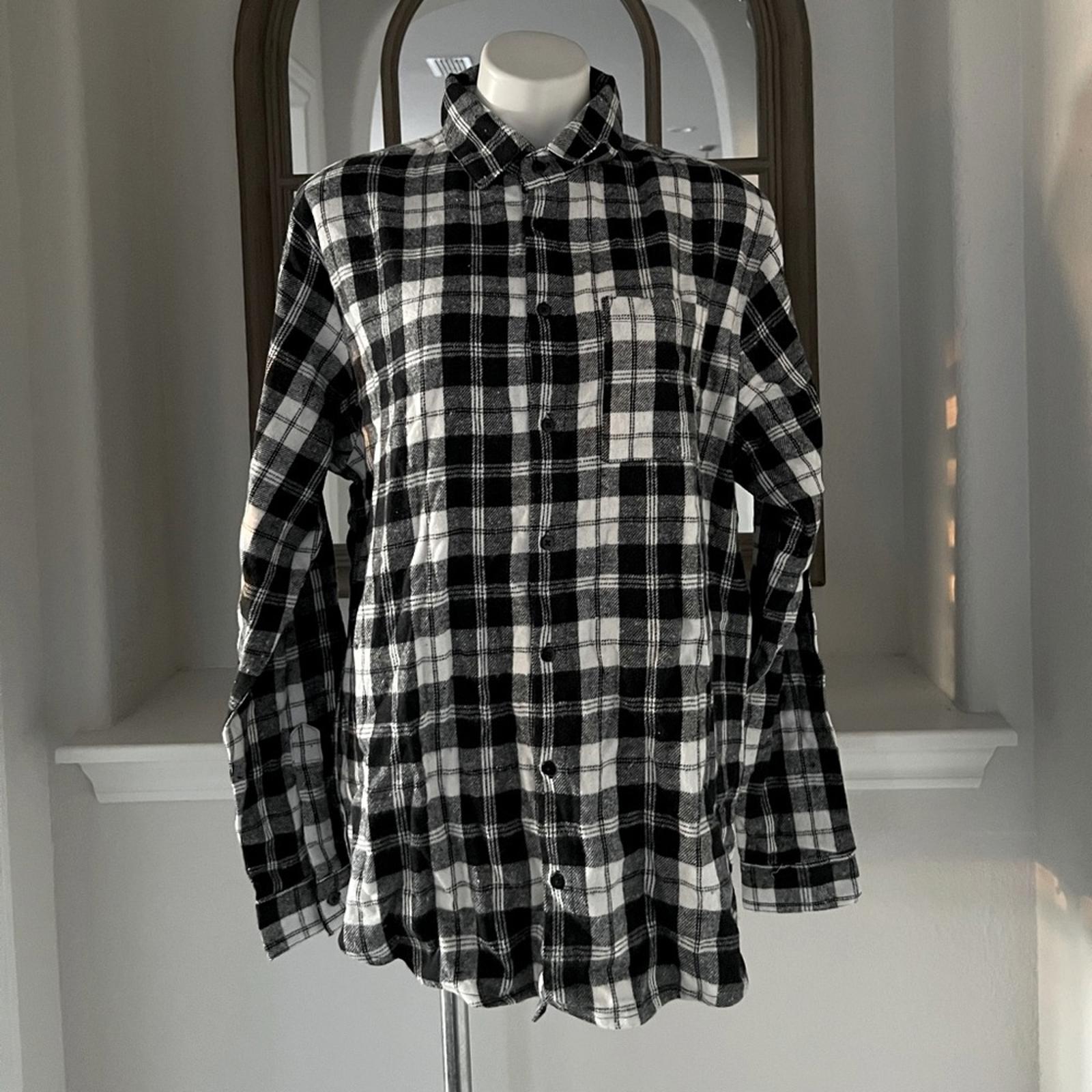 Boohoo Black/White Flannel Oversized Shirt, Size XL New w/Tag