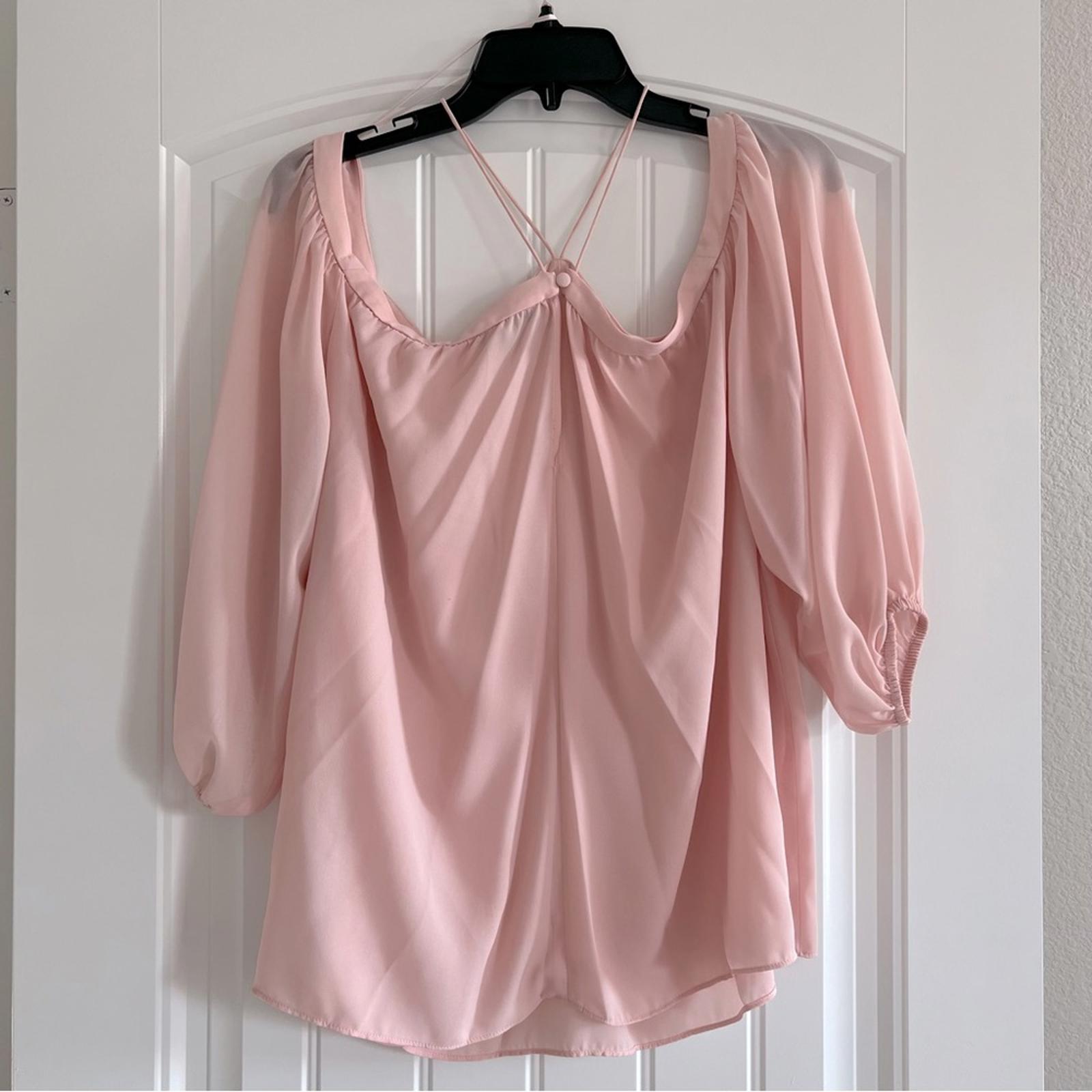 1.State Pink Off-the-Shoulder Halter Neck Blouse Size L New w/o Tag $79.00