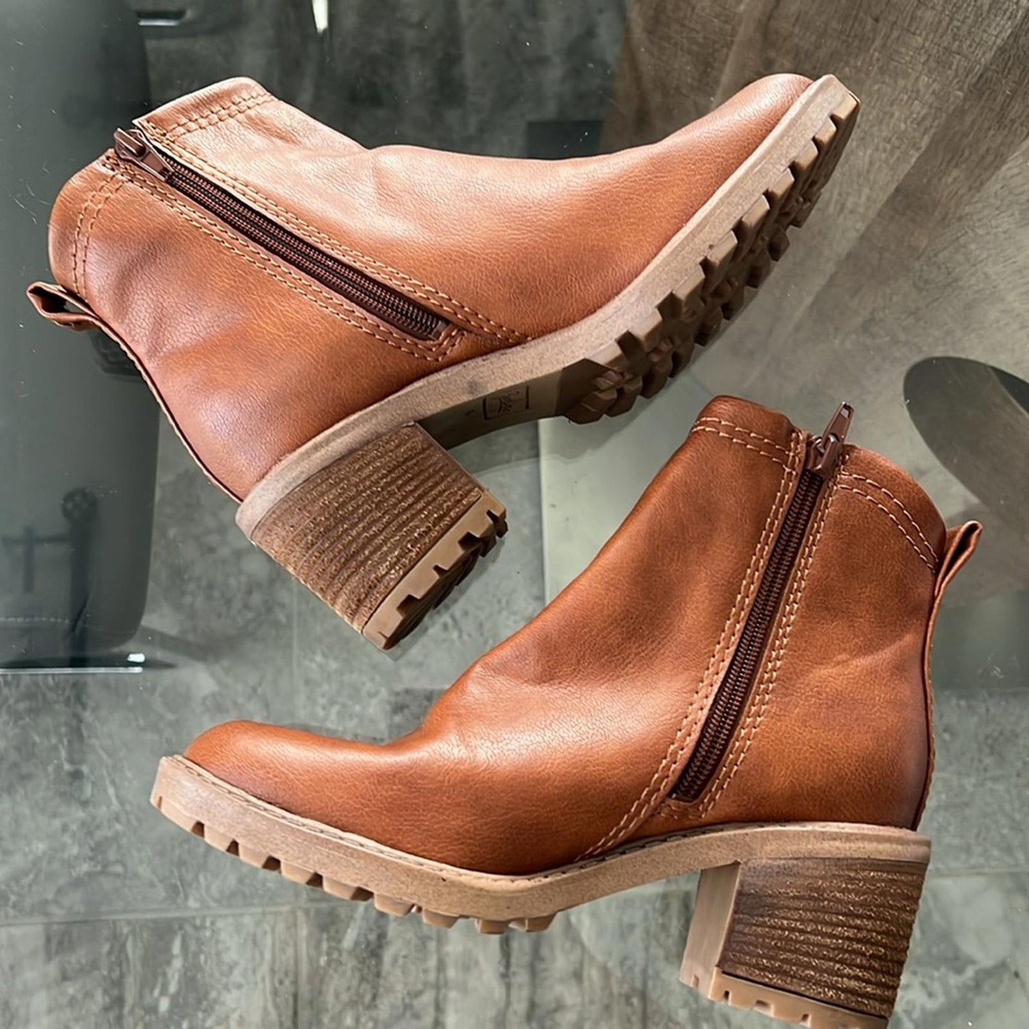 Zodiac Greyson Block Heel Boots in Cognac Size 6.5 New w/o Box Retail $149