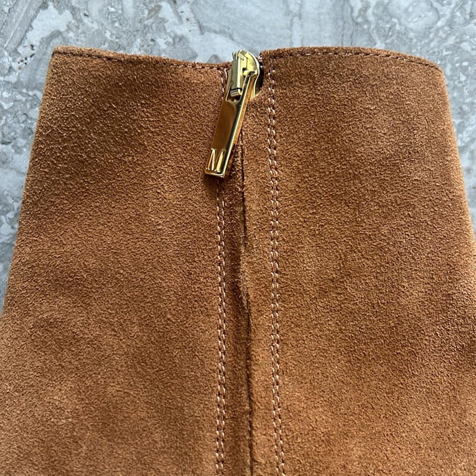 Bruno Magli Vinny Suede Ankle Boots Size 39 (Made in Italy) New w/o Box $495