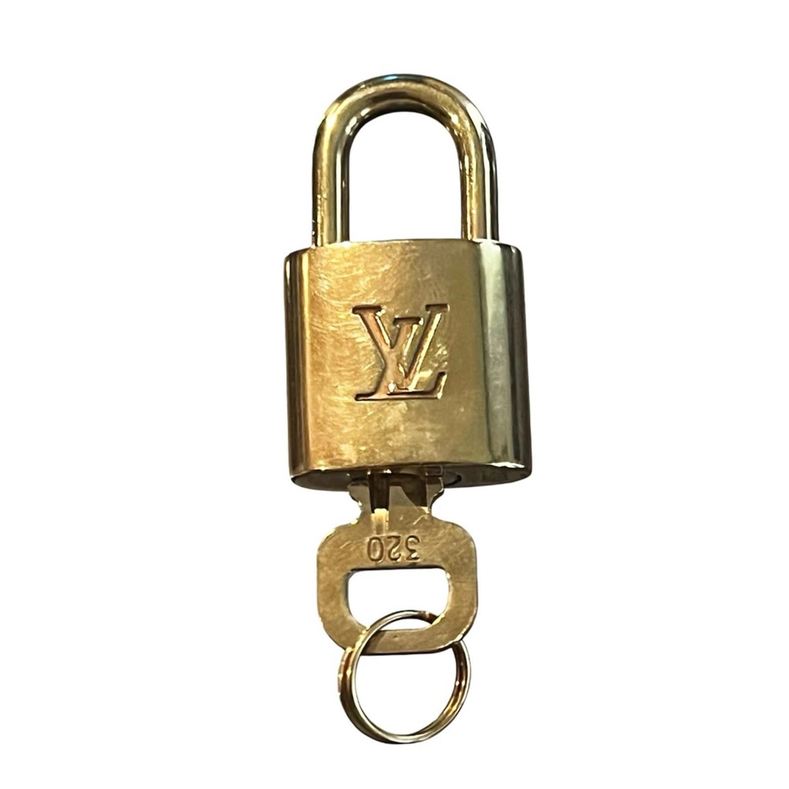 #320 Louis Vuitton Lock & Key in Gold, New EXCELLENT!