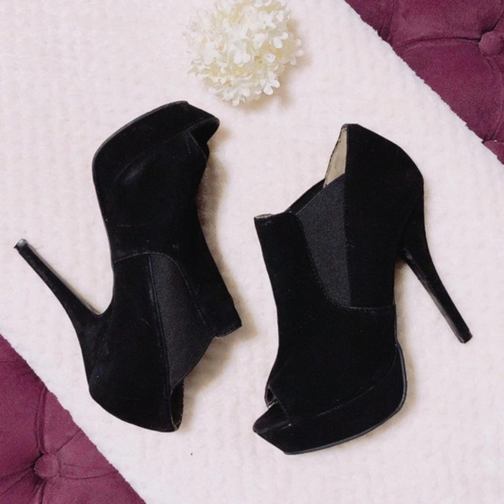 Bonnibel Suede Open Toe Stiletto Heel Booties in Black, Size 7.5 EXCELLENT!