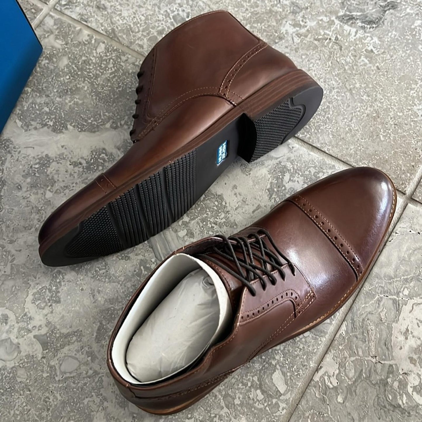 Nunn Bush Middletown Medium Cap Toe Chukka Boots in Brown, Size 10 New in Box