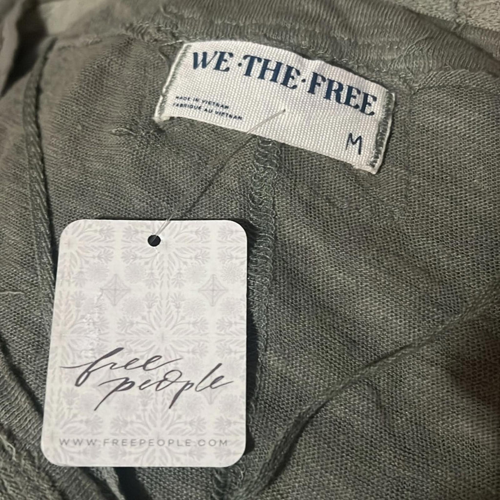 Free People Slouchy V-neck T-shirt in Khaki, Size M NEW w/Tag