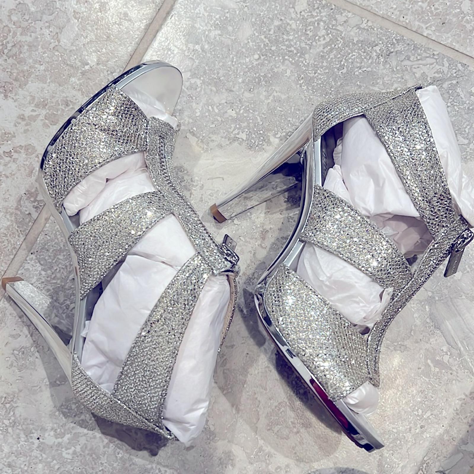 NEW Michael Kors Berkeley T-Strap Glitter Silver Heels, Size 5.5 M Retail $150