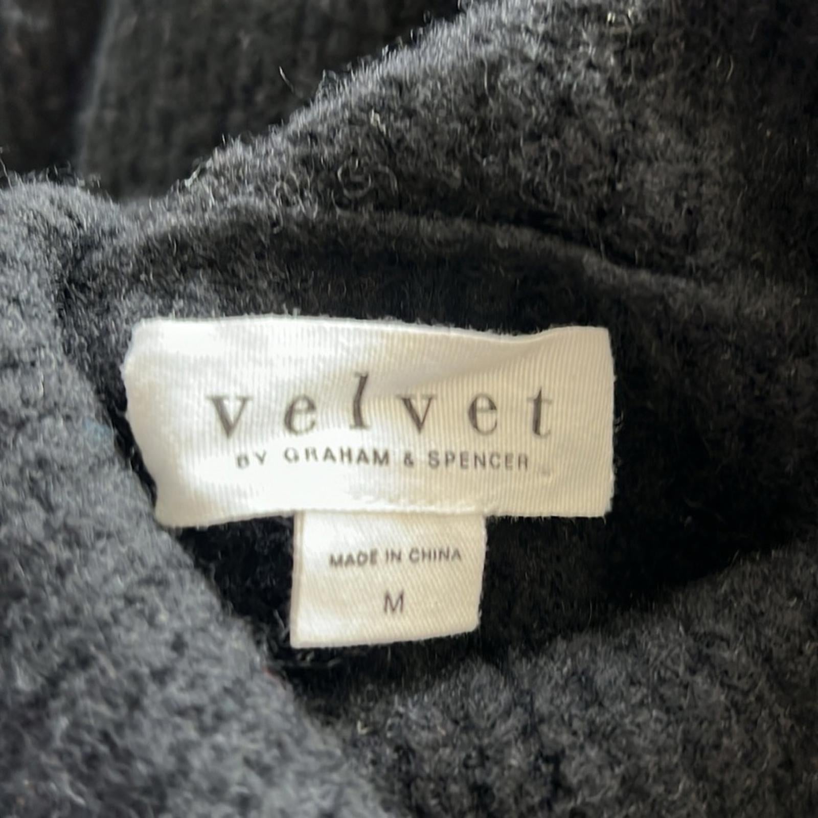 Velvet by Graham & Spencer Judith Turtleneck Sweater in Black, Size M EXCELLENT!