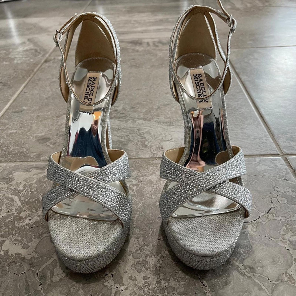 Badgley Mischka Fizzy Ankle Strap Platform High Heel Sandals Silver Size 9.5 NWT