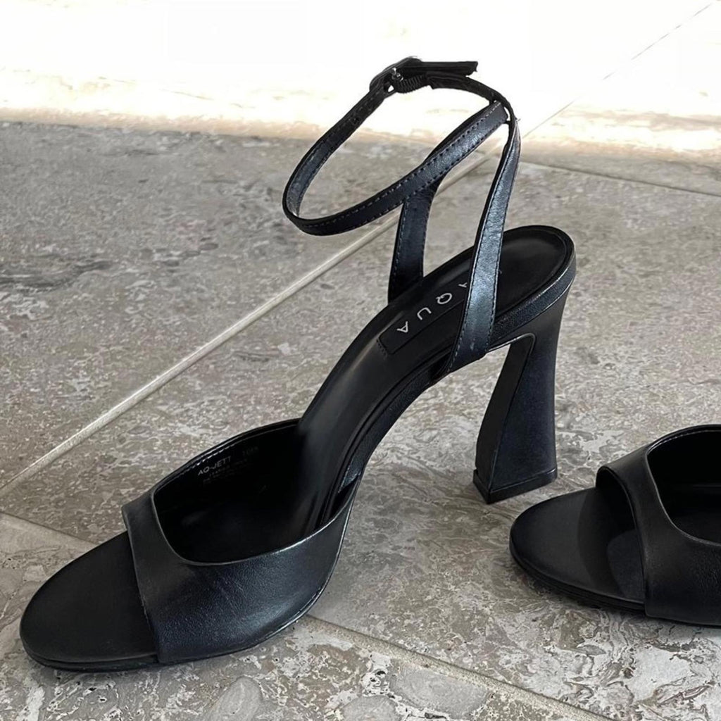 Bloomingdale’s AQUA Jett Ankle Strap High Heel Sandals Black, Size 10 NEW in Box