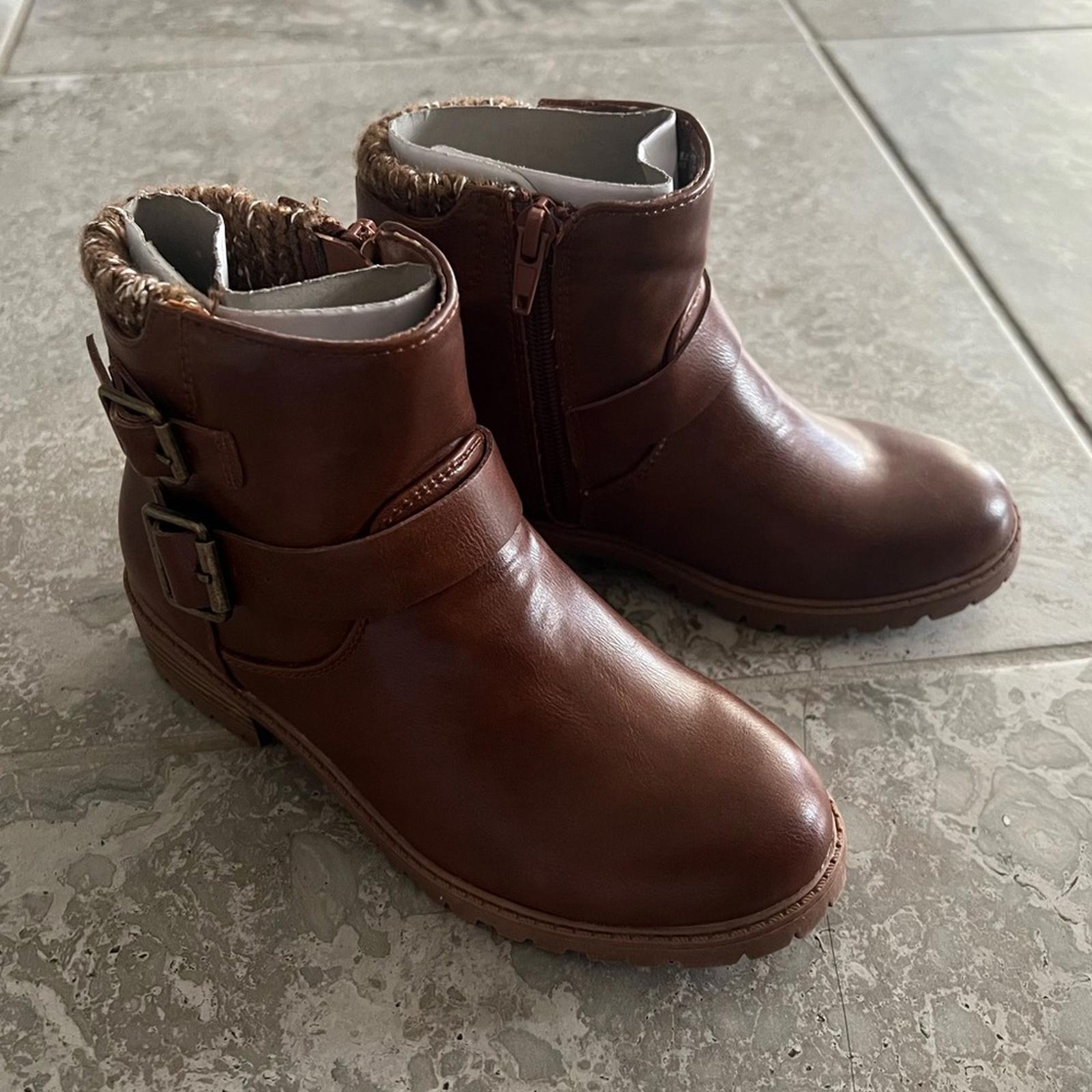 Madden Girl JKayce Brown Sweater Knit Ankle Boots with Buckle Detail, Size 1