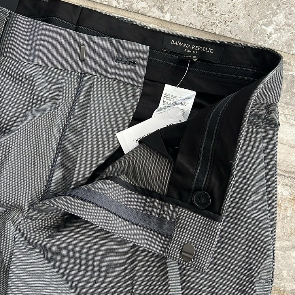 Banana Republic Slim Non-Iron Stretch Dress Pants, Size 30W x 32L New with Tag