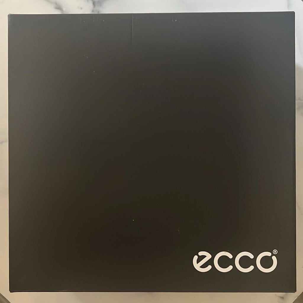 ECCO Tredtray Moto Bootie in Limestone Leather, Size 37 NEW in Box