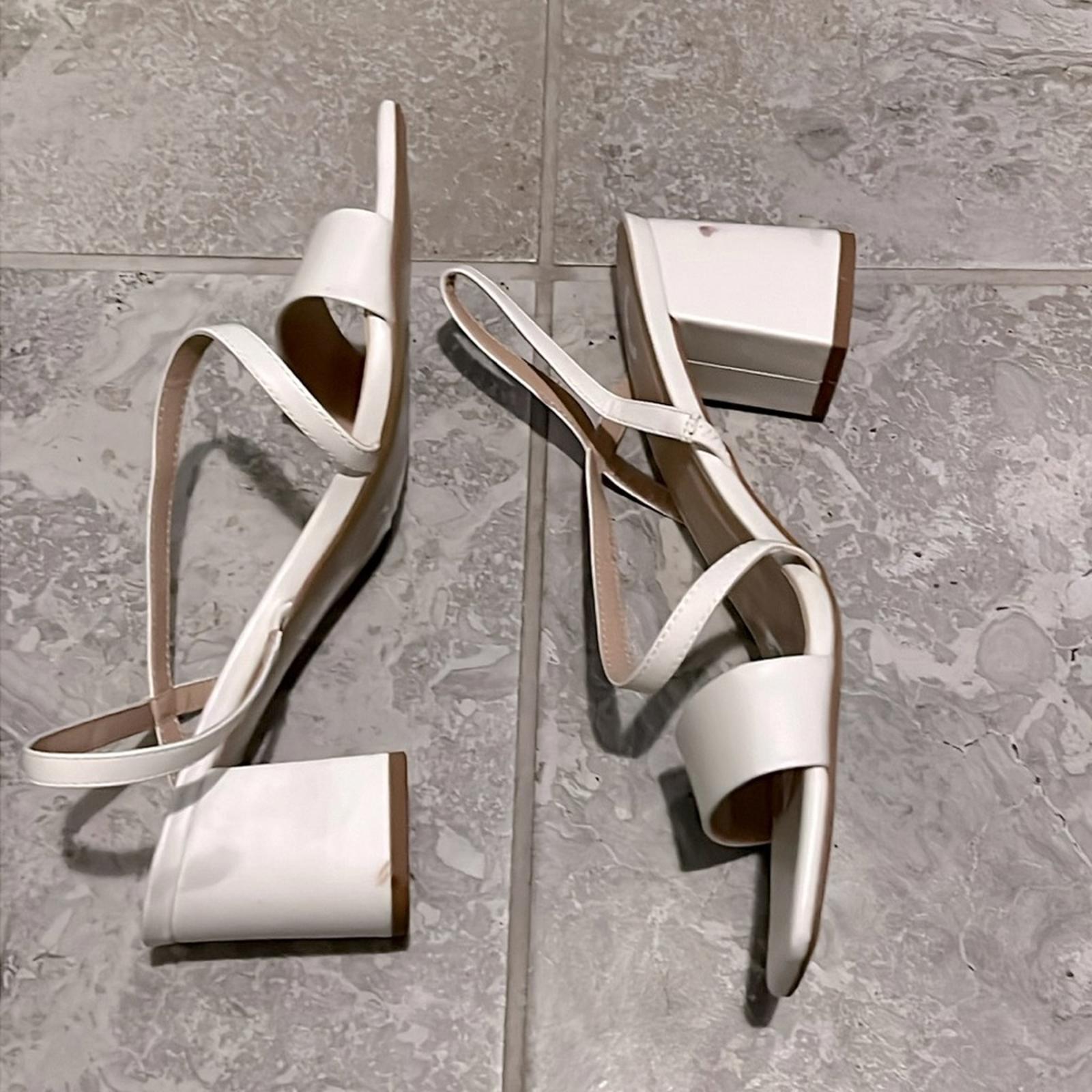NEW Journée Collection Lirryc Dress Sandals in White, Size 12 New w/o Box