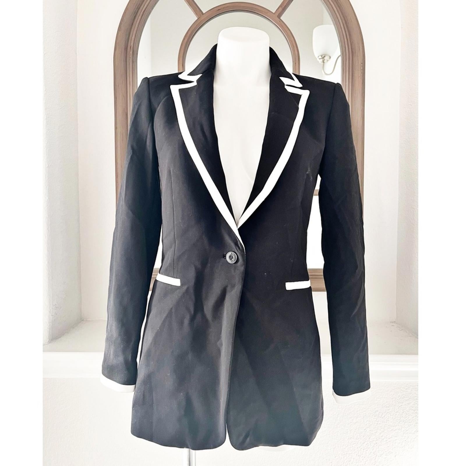 Alice + Olivia Breann Long Fitted Blazer with Piping, Black Size 4, New w/Tag