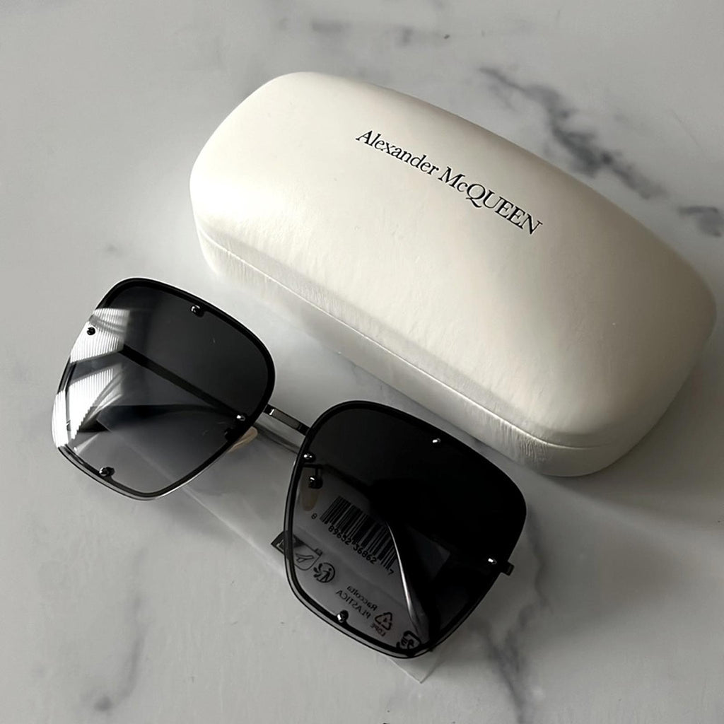 NEW Alexander McQUEEN Oversize Square Frame Sunglasses, 63mm New w/Case