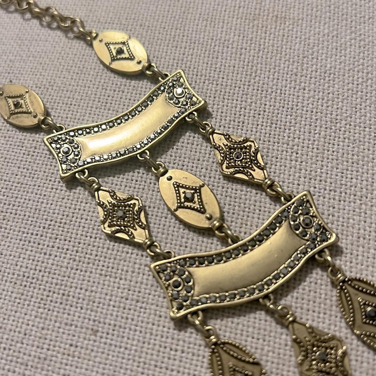 NEW Chico’s Mia Ladder Necklace in Gold , New without Tag SOLD OUT