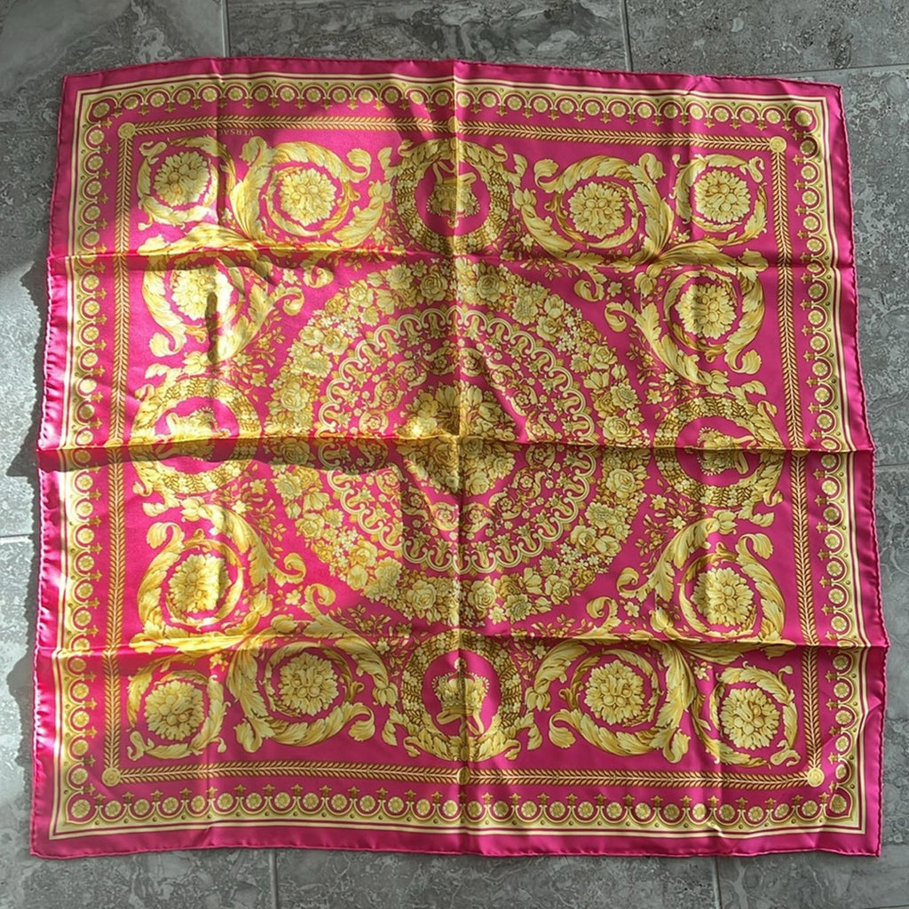 NEW Versace Barocco Print Silk Scarf Foulard, Pink/Gold  Size 36”x35” New $575