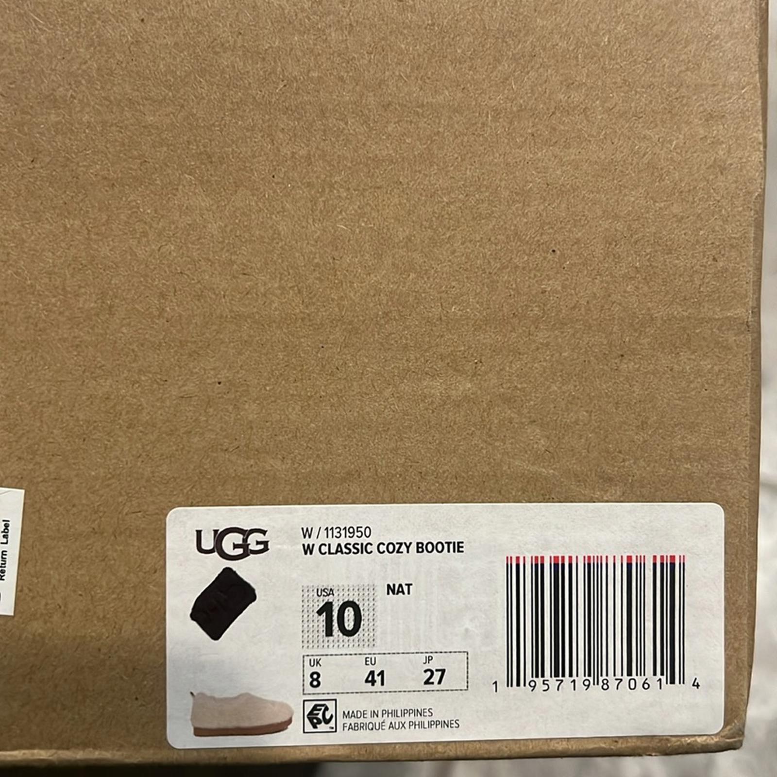 UGG Classic Cozy Fur Bootie in Natural Cream White Tan, Size 10 New in Box