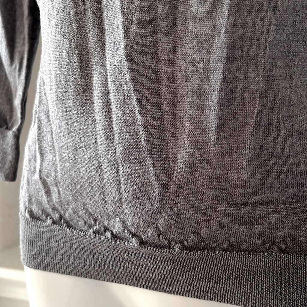 Burberry London Crewneck 3/4 Sleeve Sweater in Grey, Size M