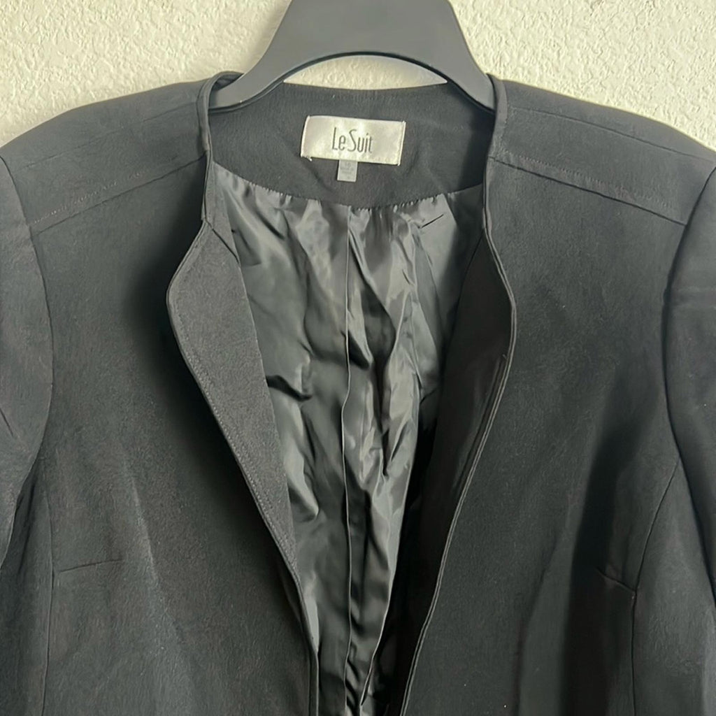 Le Suit Collarless Blazer in Black, Size 16, New with Tag