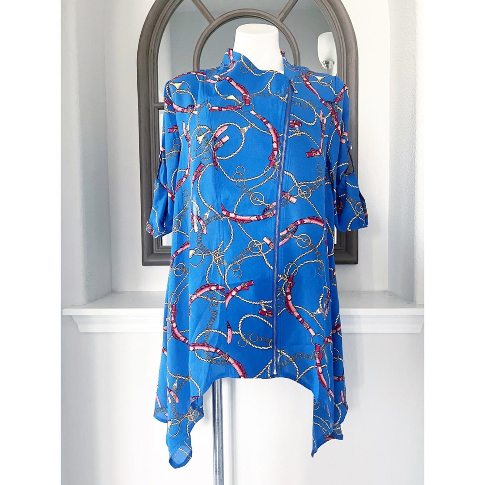 NEW Feratelli Tunic Blue Status Print Blouse Top Blue, Size L New with Tag